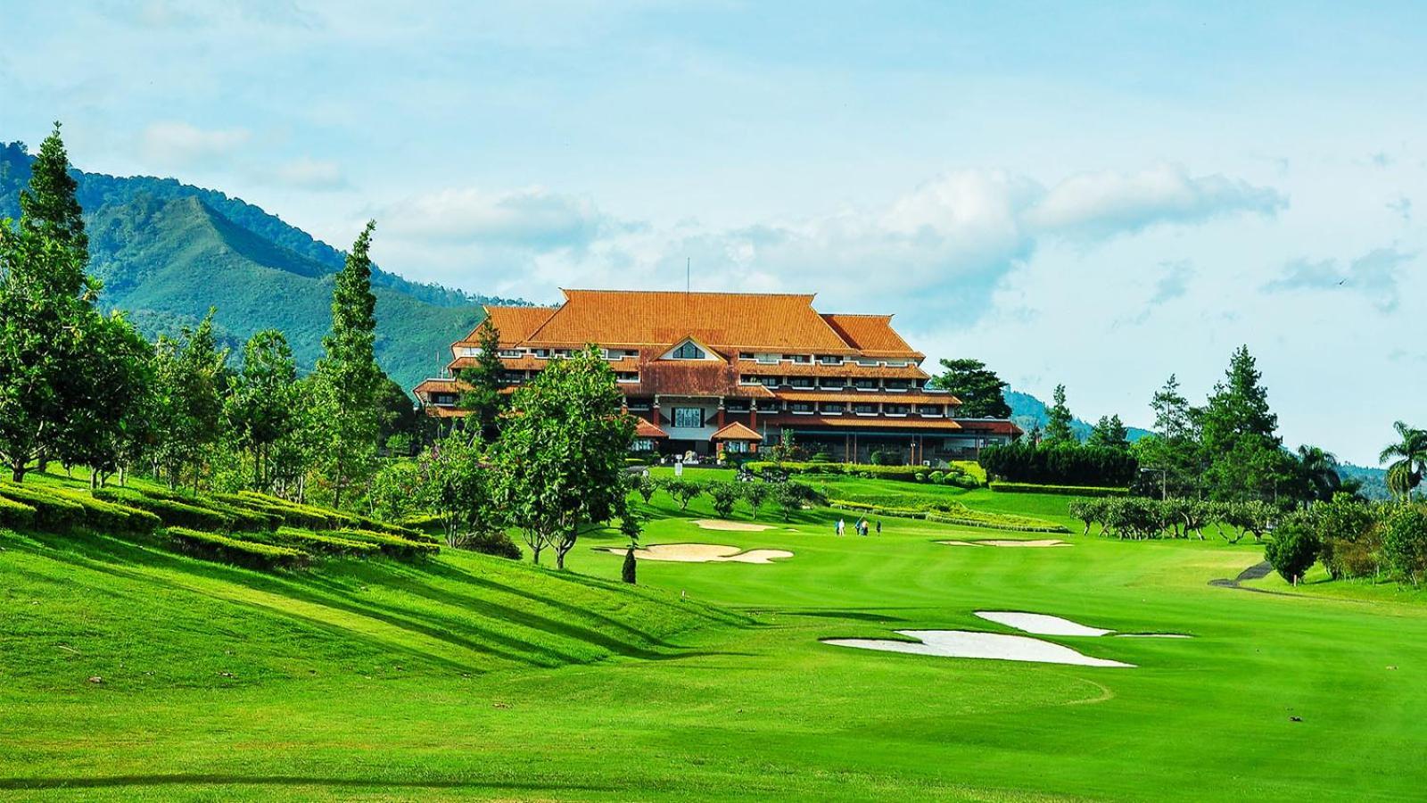 Jatinangor National Golf & Resort Esterno foto